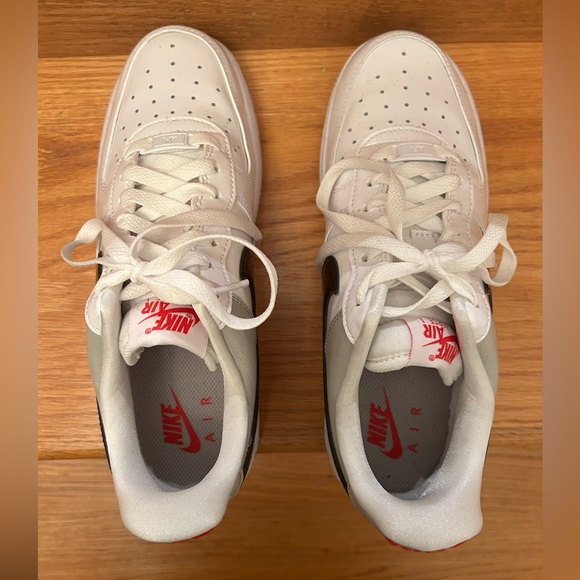 Nike Air Force 1 - Picture 3 of 5